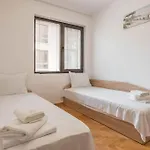 2br