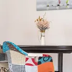 2br *